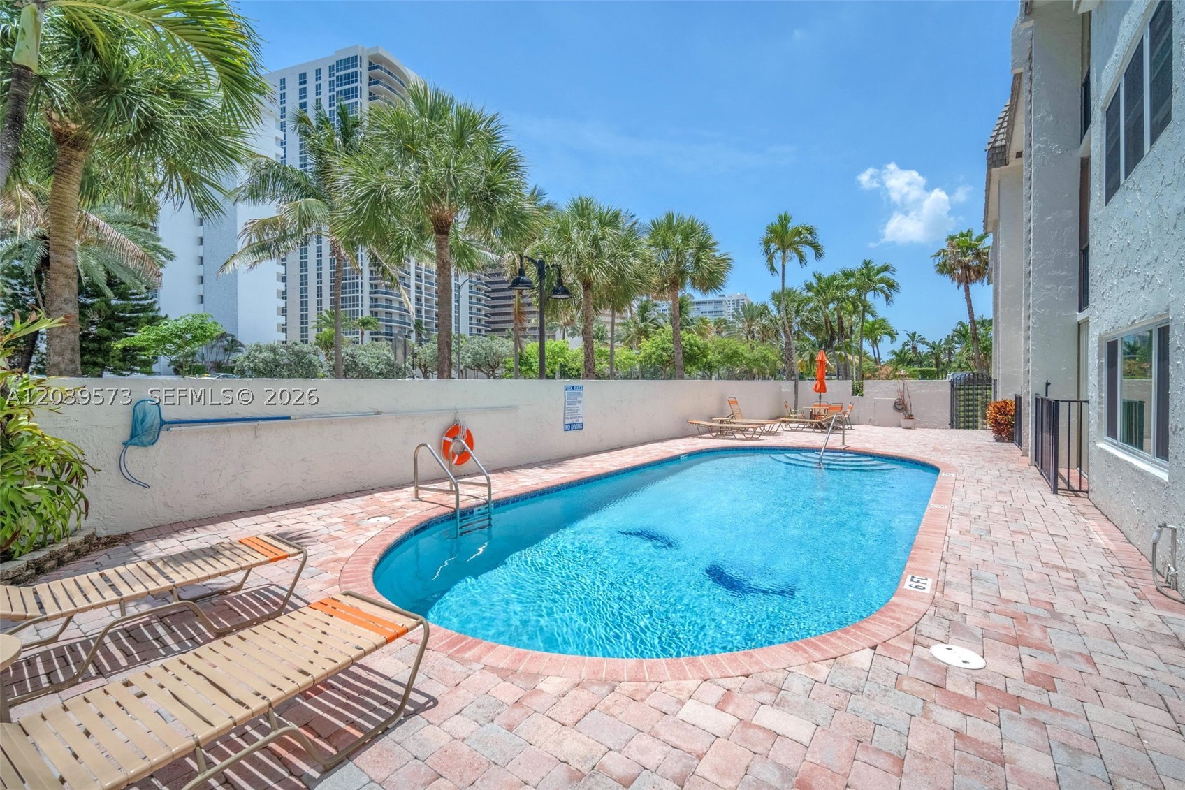 GABLE ARMS CONDO - Residential