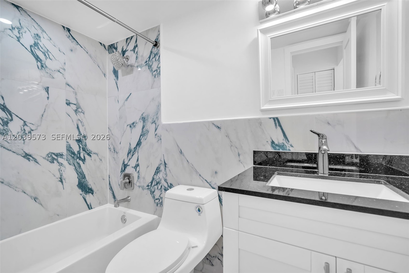 GABLE ARMS CONDO - Residential