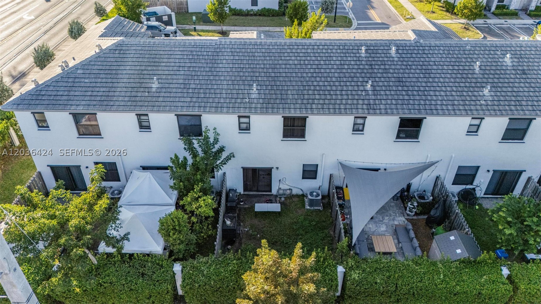 PINE ISLE - Residential