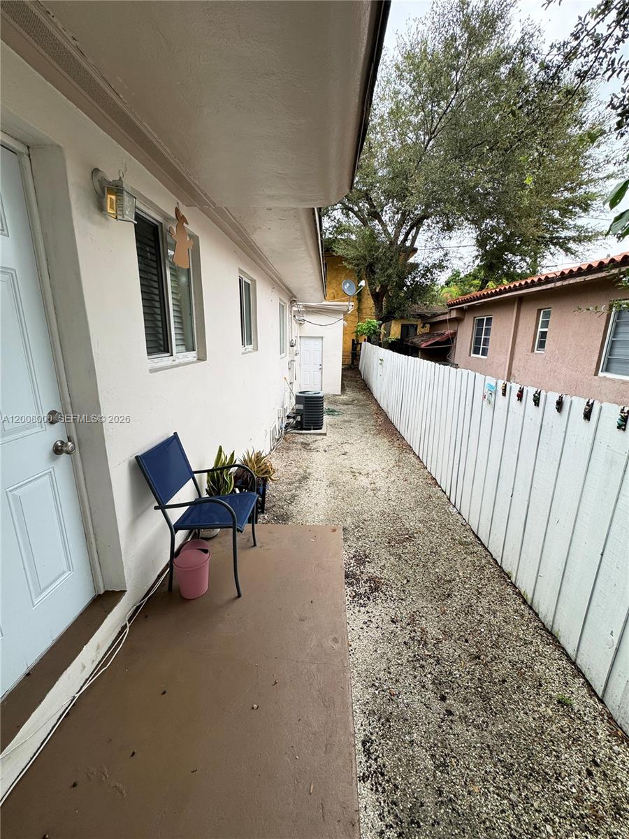 SHADOWLAWN - Residential Income