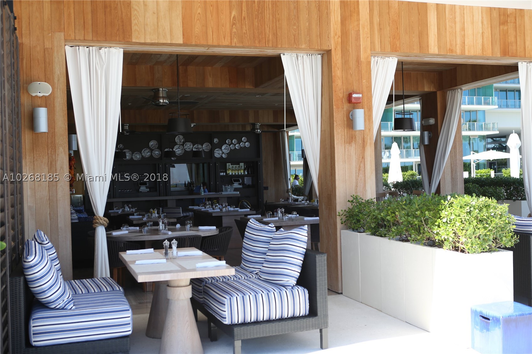 OCEANA KEY BISCAYNE - Residential