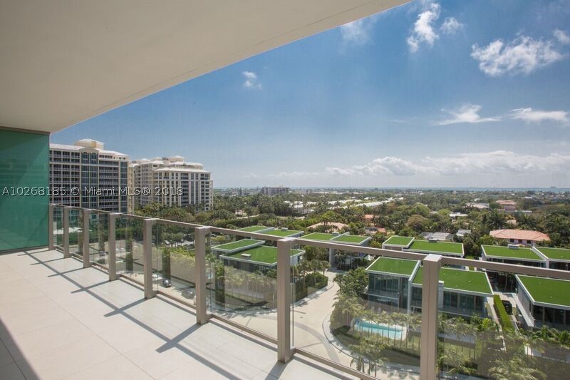 OCEANA KEY BISCAYNE - Residential