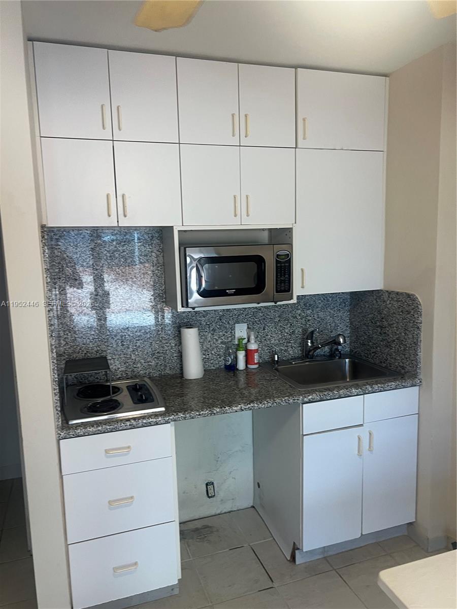 BALMORAL CONDO - Residential