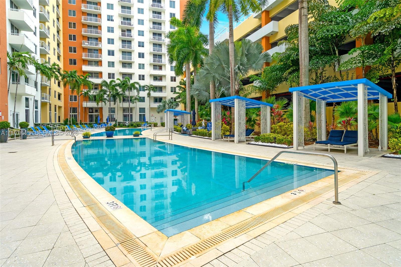 VENTURE AT AVENTURA EAST - Residential