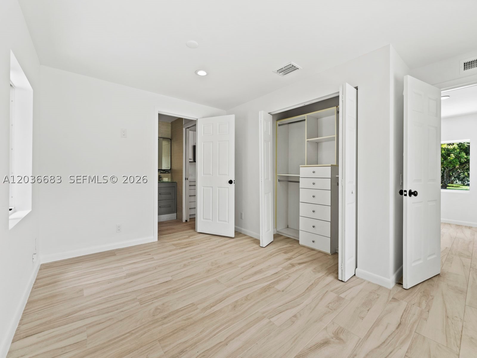 BEL AIRE SEC 4 - Residential Lease