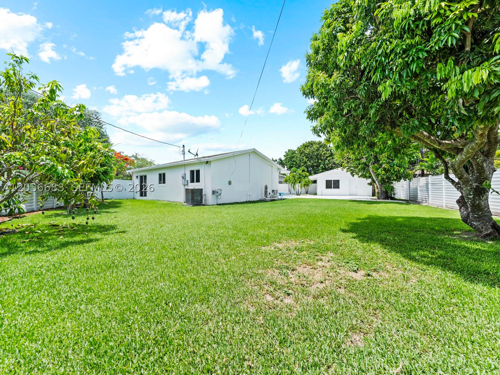BEL AIRE SEC 4 - Residential Lease