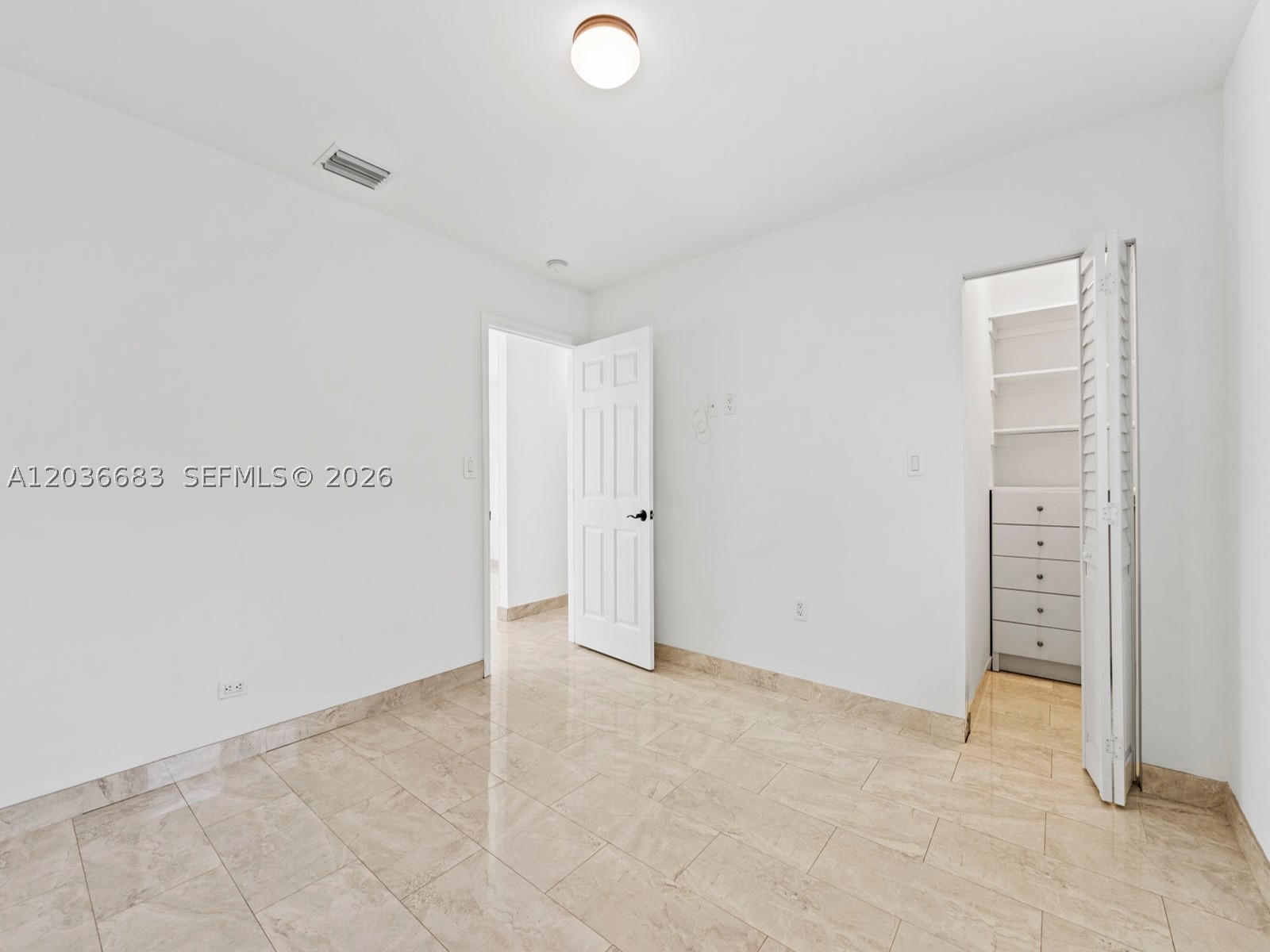 BEL AIRE SEC 4 - Residential Lease