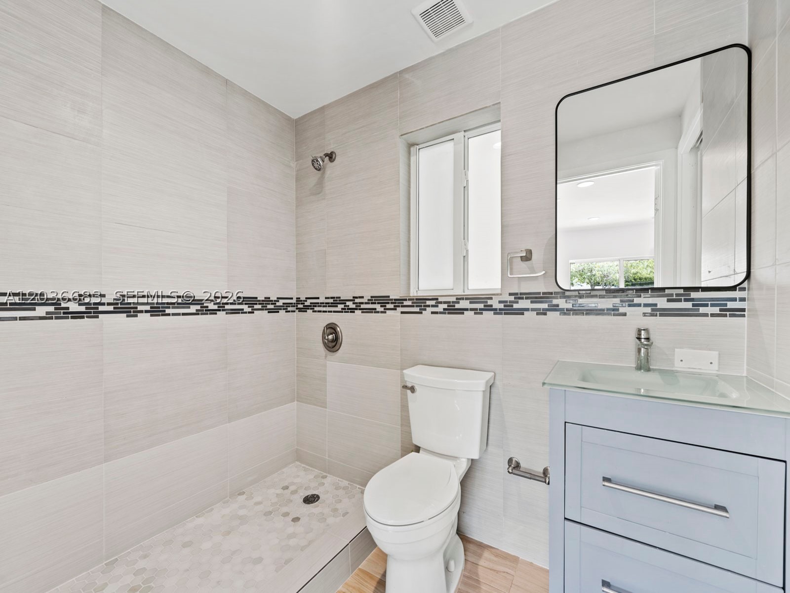BEL AIRE SEC 4 - Residential Lease