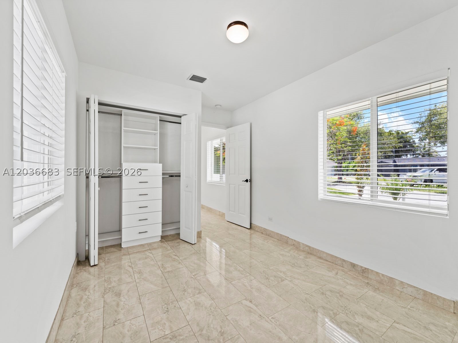 BEL AIRE SEC 4 - Residential Lease