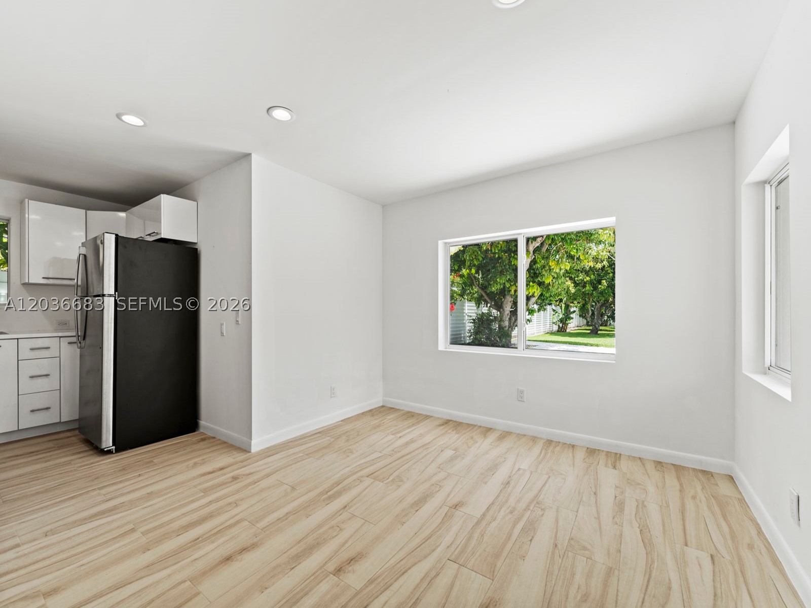 BEL AIRE SEC 4 - Residential Lease