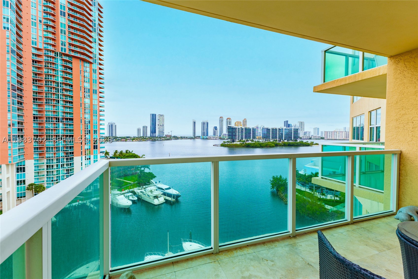 AVENTURA MARINA CONDO NUM - Residential