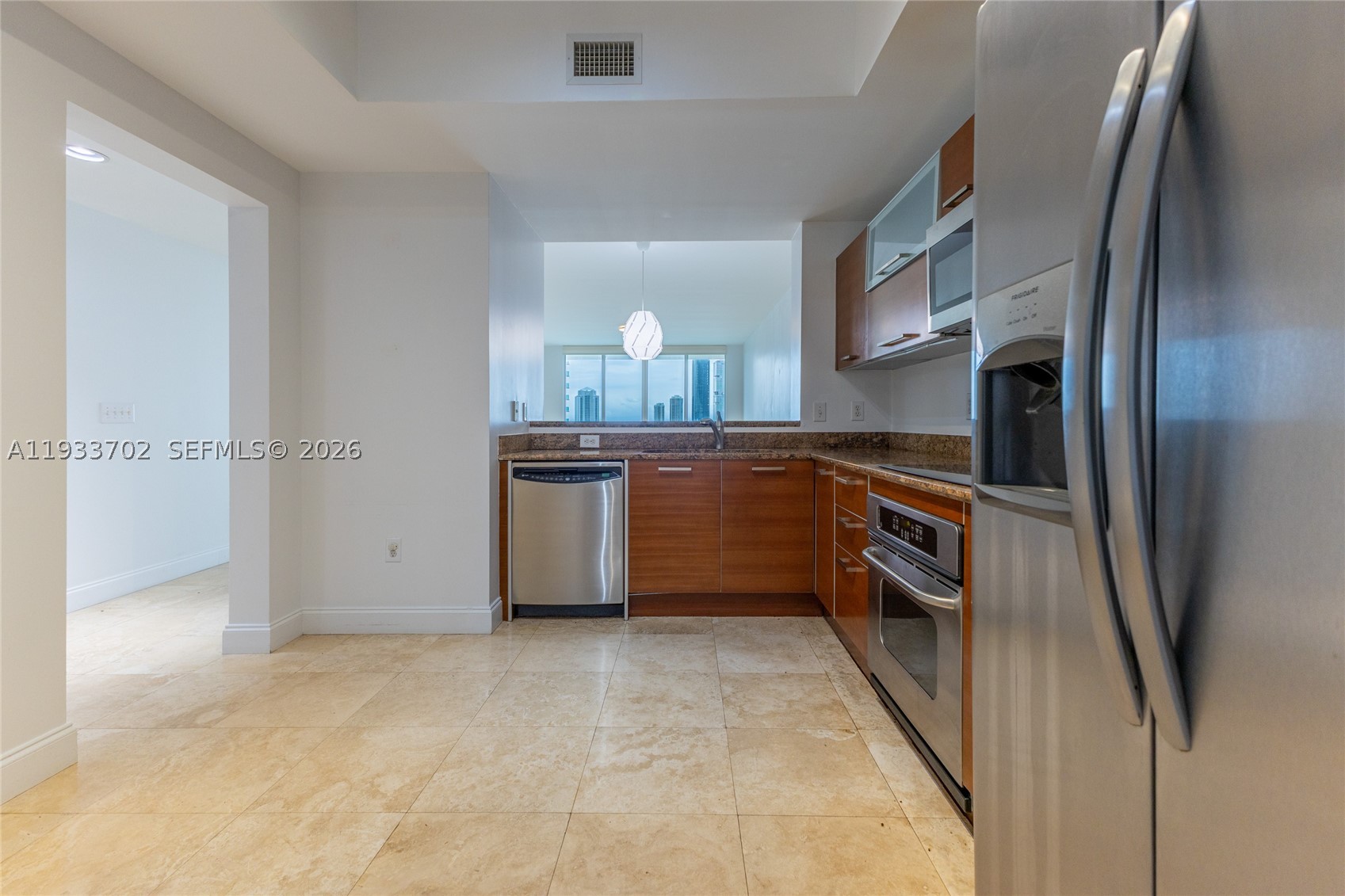 AVENTURA MARINA CONDO NUM - Residential