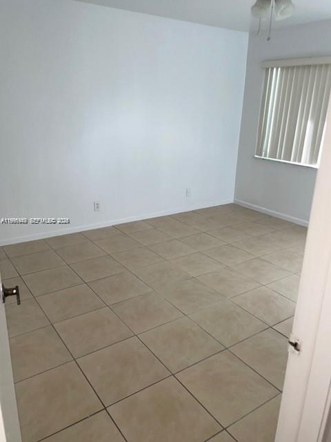HOLLYBROOK GOLF AND - Residential