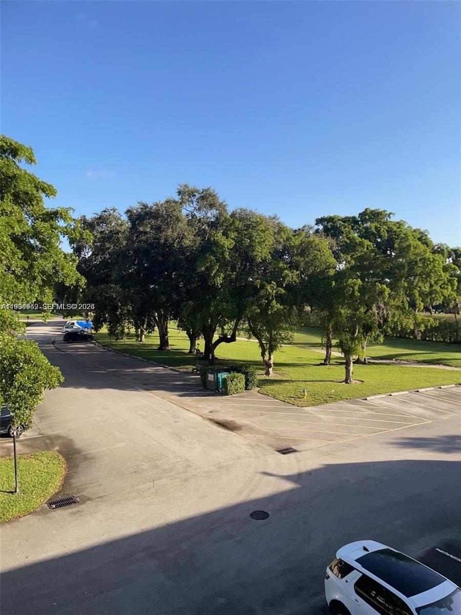HOLLYBROOK GOLF AND - Residential