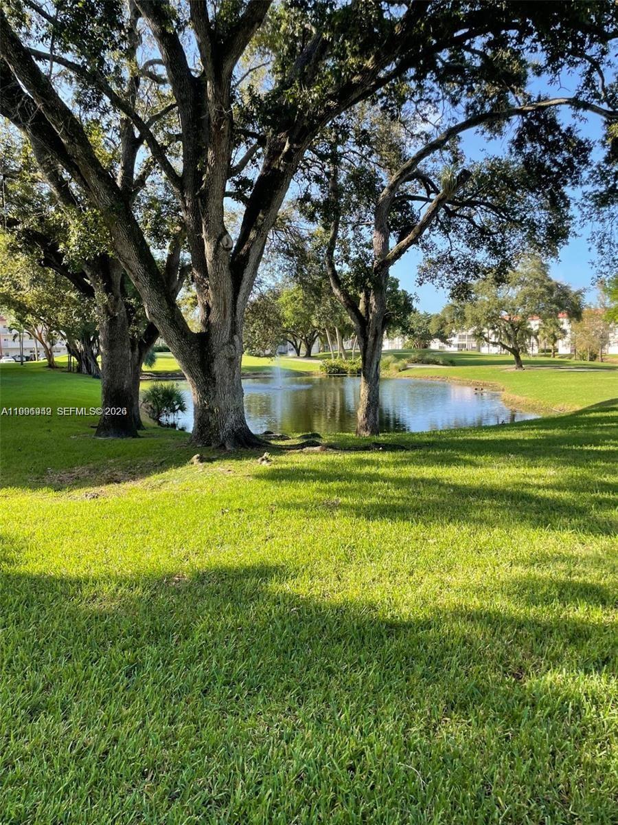 HOLLYBROOK GOLF AND - Residential