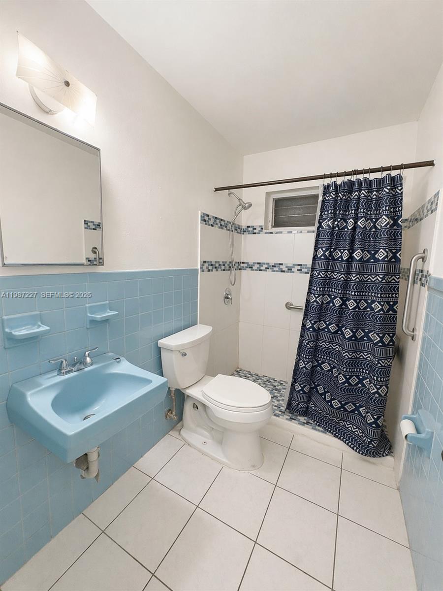 LARKDALE UNIT 2 - Residential