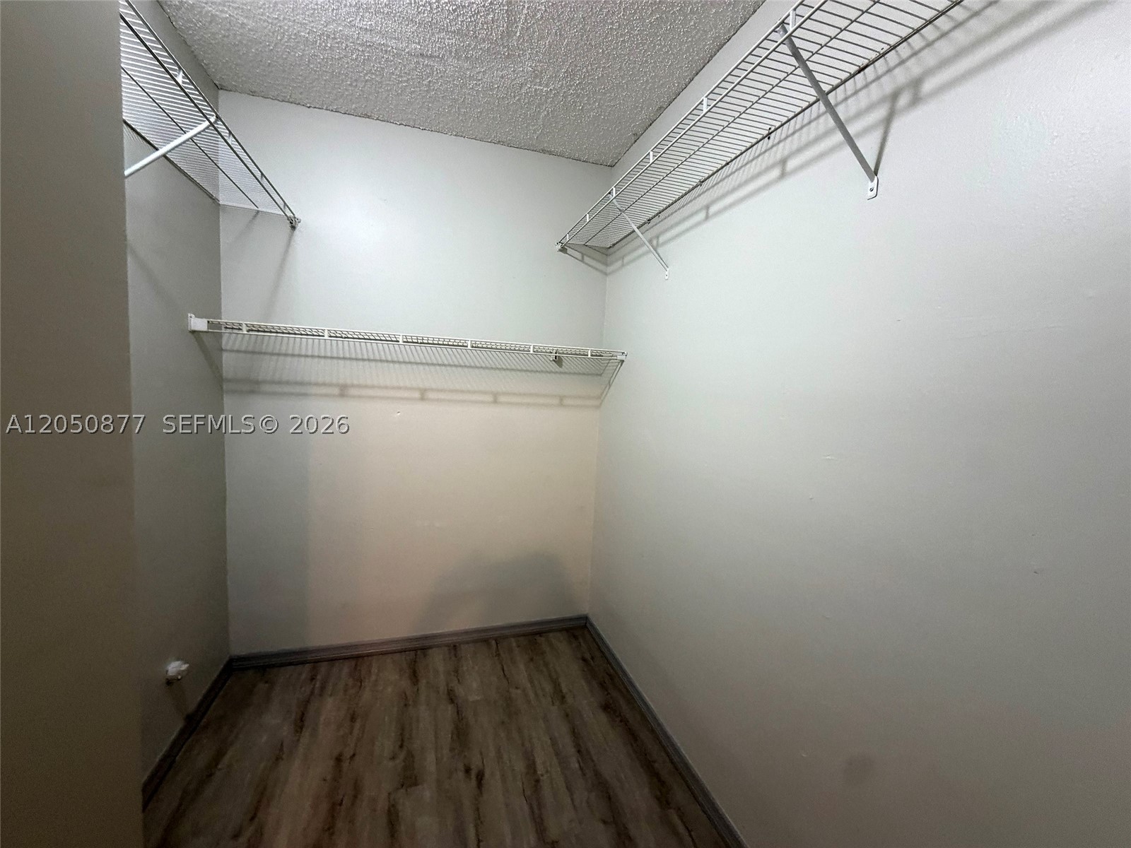 REFLECTIONS AT PEMBROKE P - Residential Lease