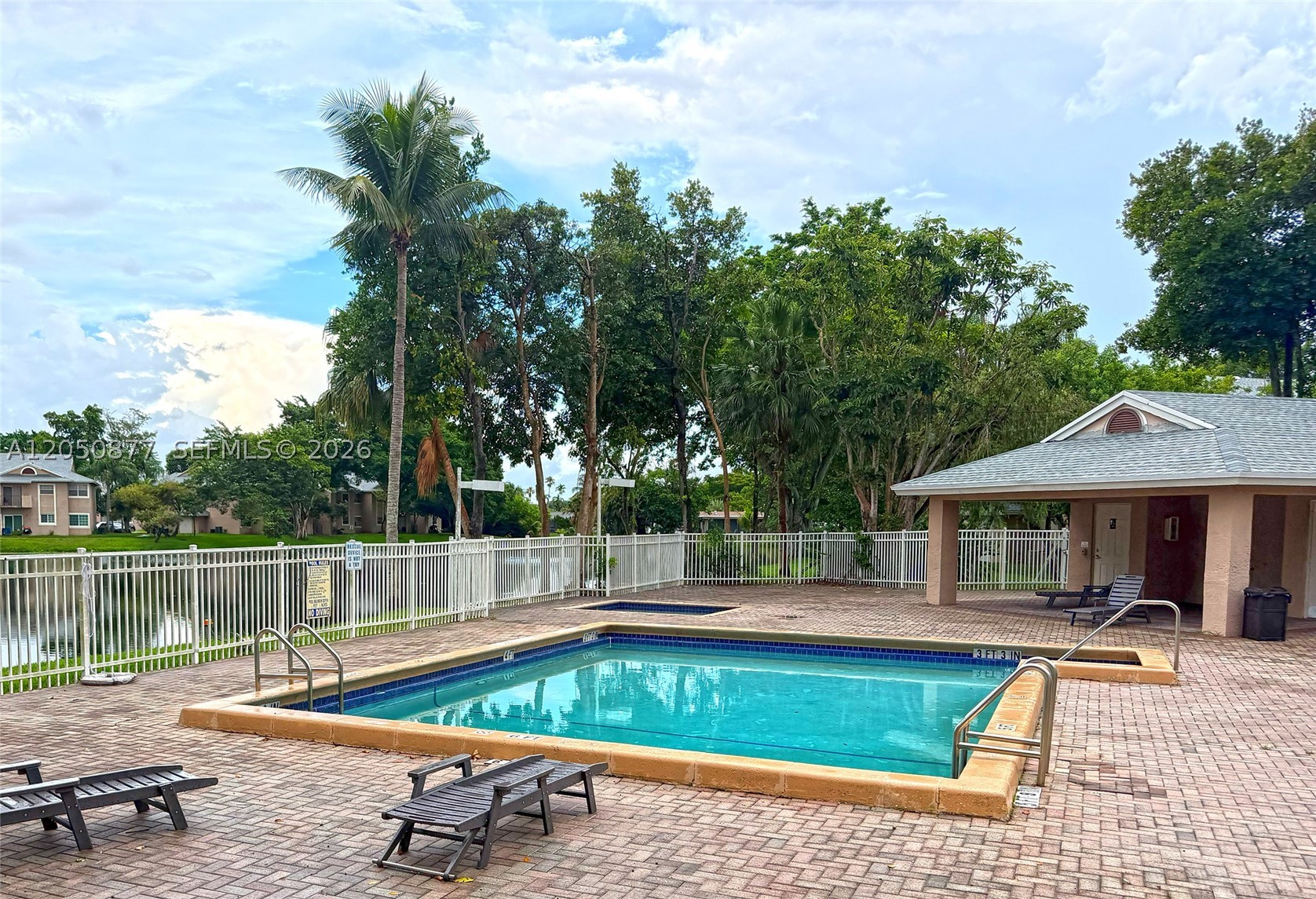 REFLECTIONS AT PEMBROKE P - Residential Lease