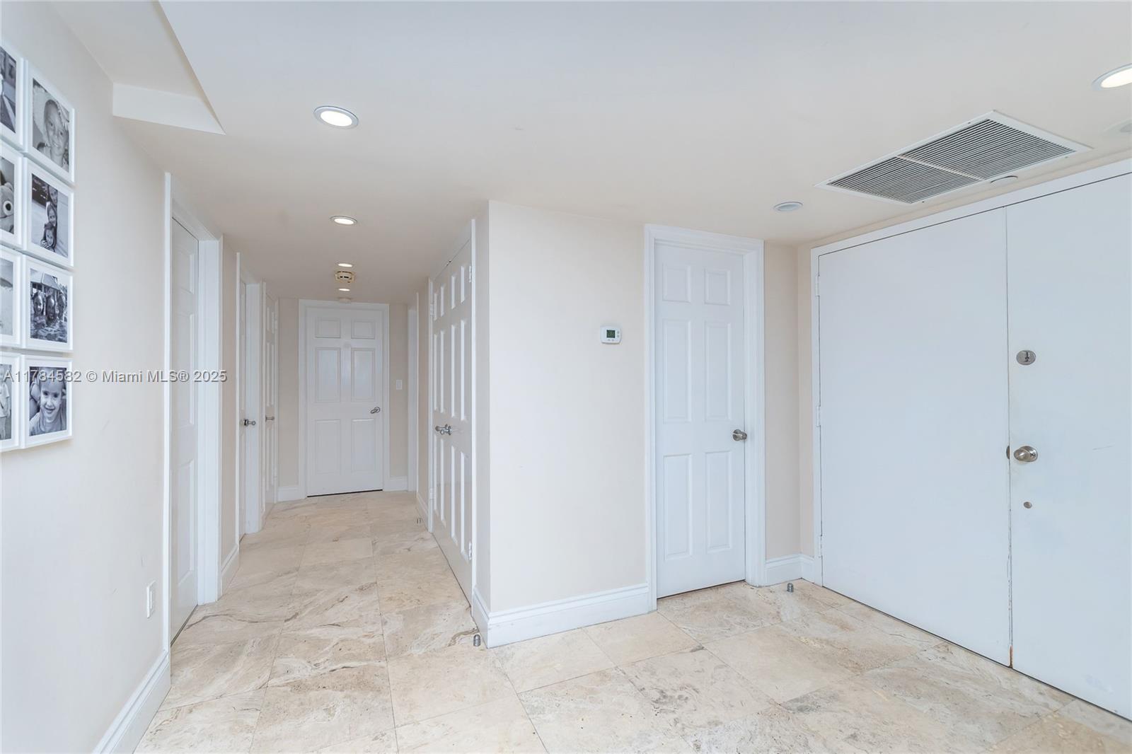 COMMODORE CLUB SOUTH COND - Residential Lease