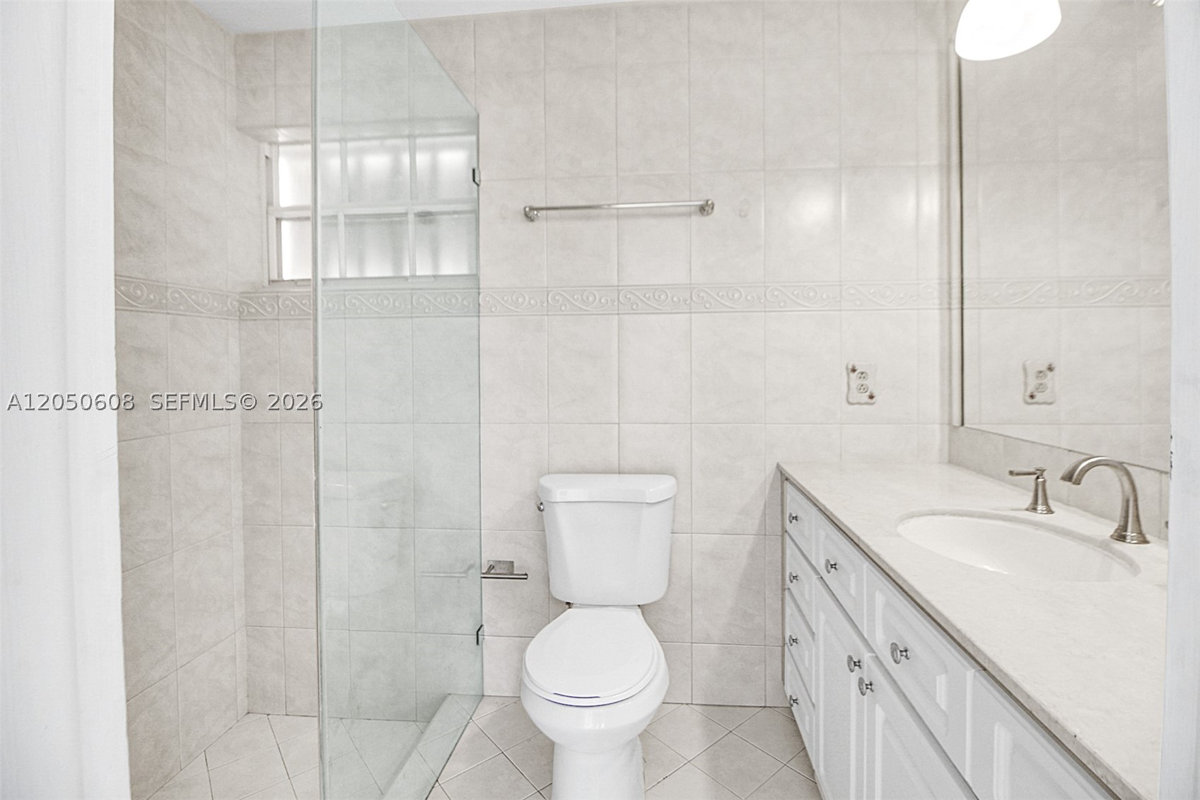SOUTH MIAMI LAKES - Residential