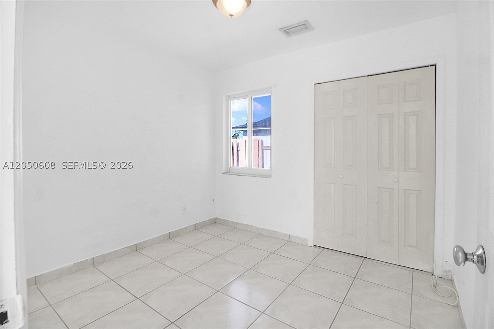 SOUTH MIAMI LAKES - Residential