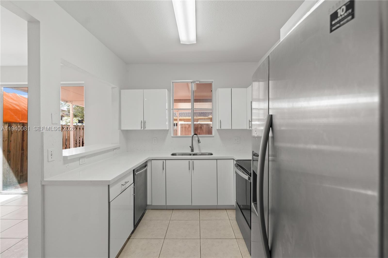 MOWRY VILLAS - Residential