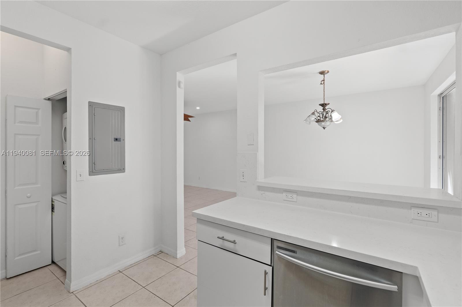 MOWRY VILLAS - Residential