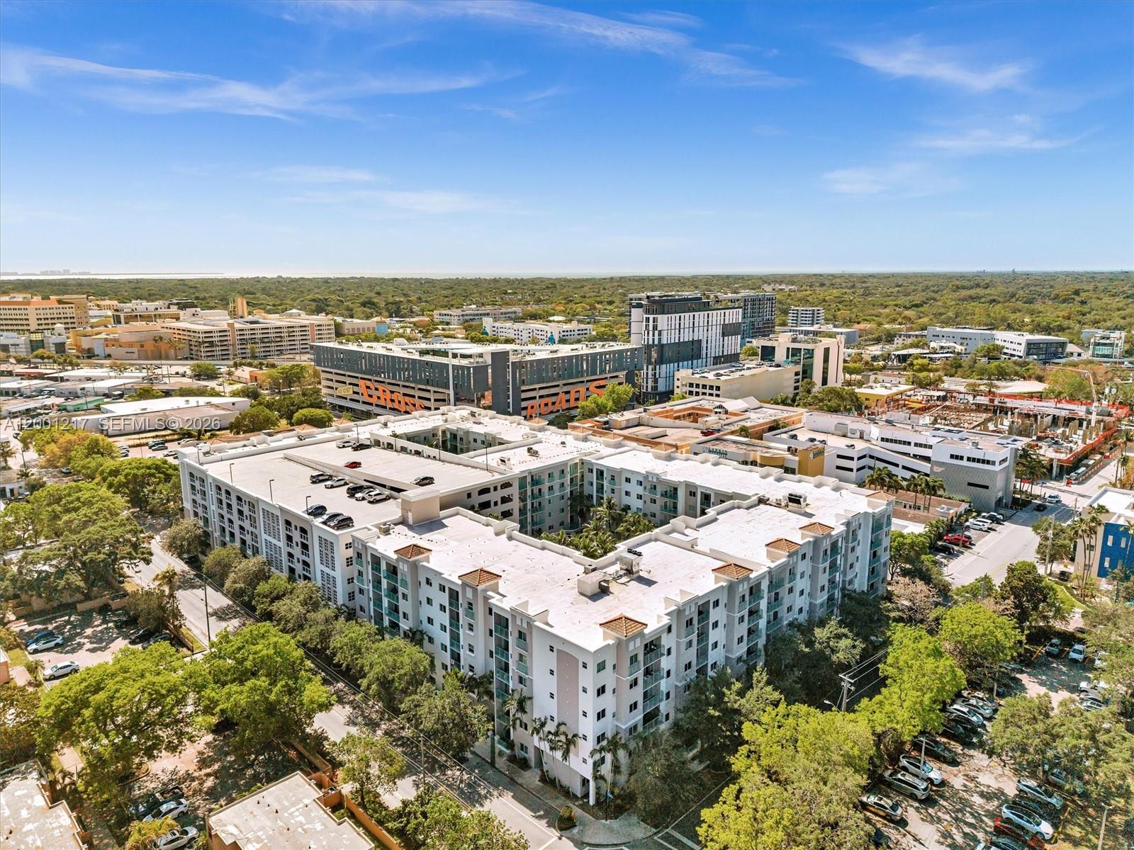 VALENCIA CONDO - Residential