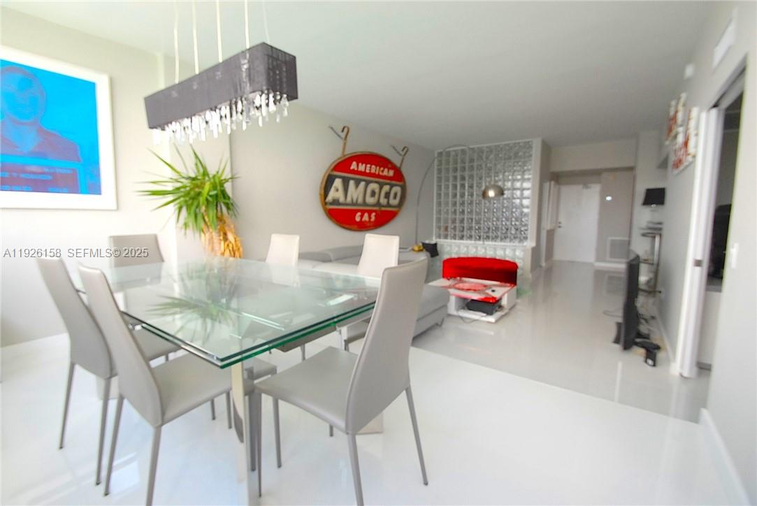 SOUTH BAY CLUB - Residential