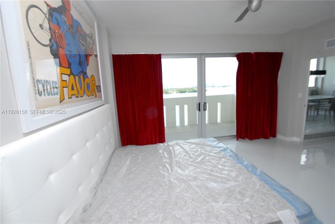 SOUTH BAY CLUB - Residential