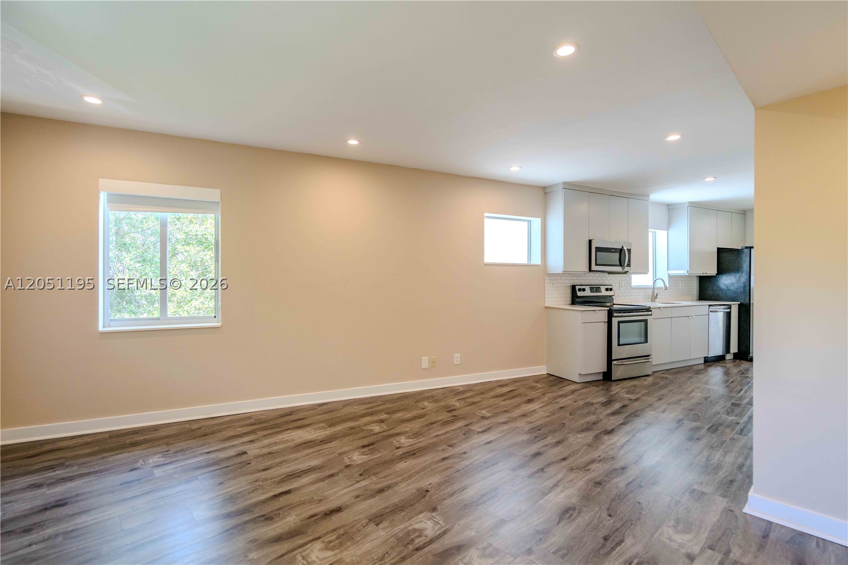 CORAL RIDGE GALT ADD - Residential Lease