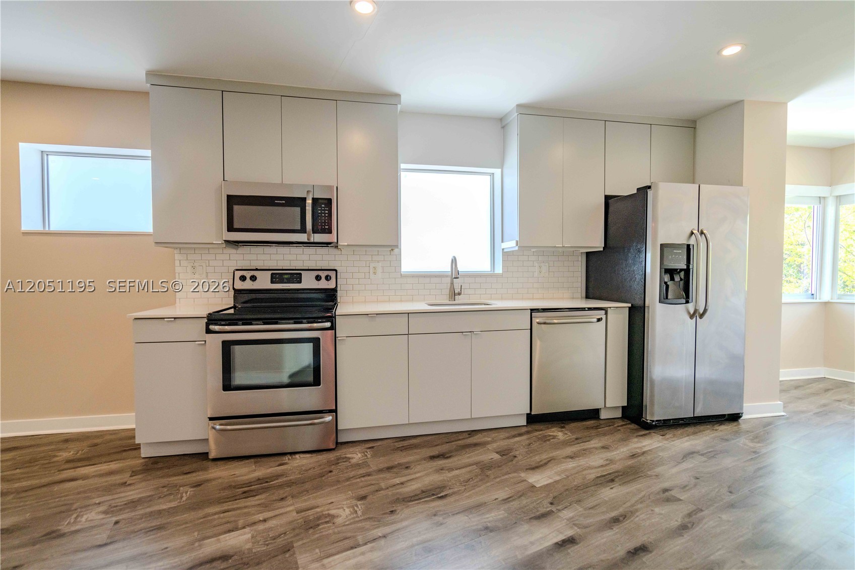 CORAL RIDGE GALT ADD - Residential Lease