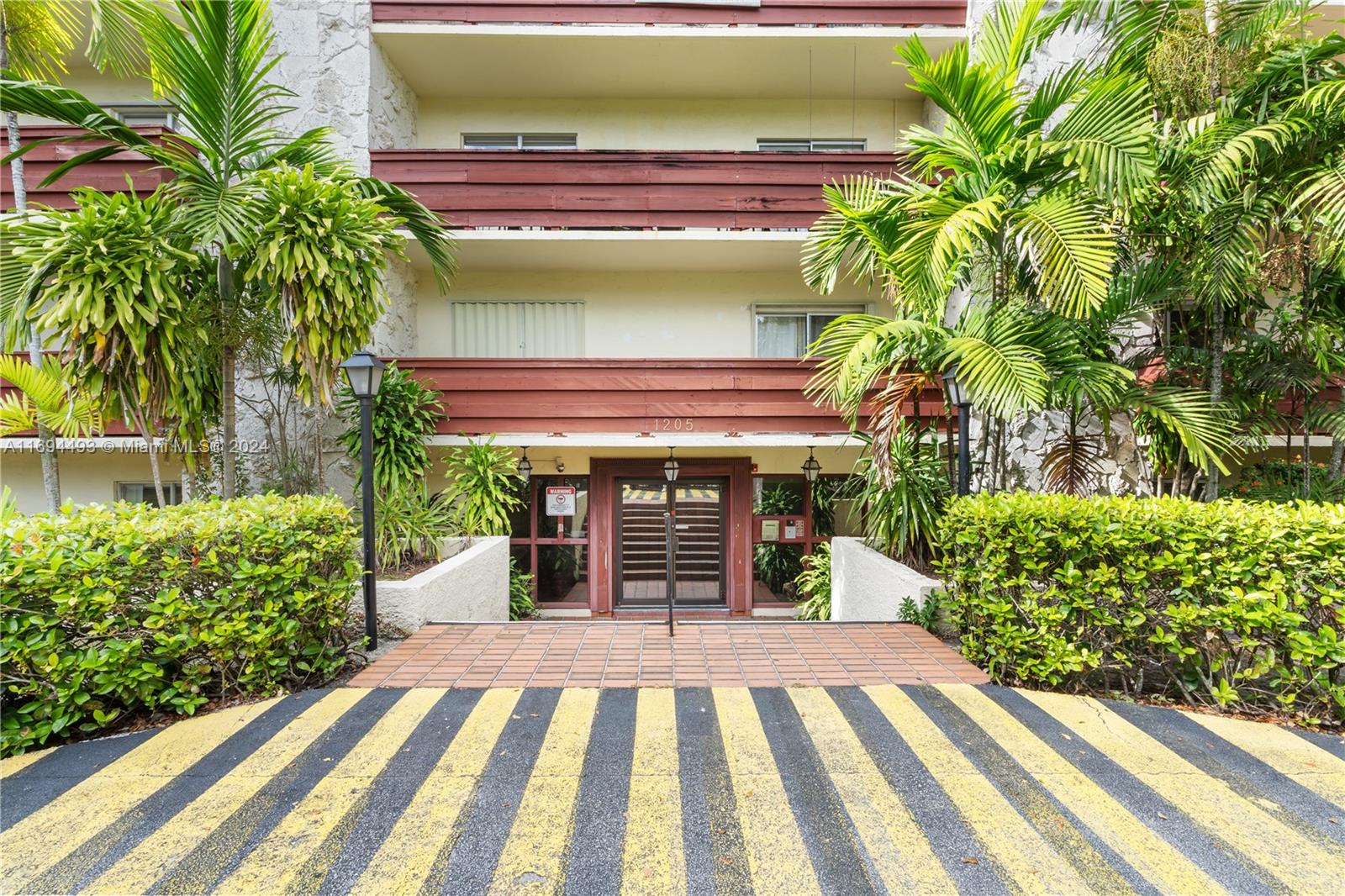 VILLA CAPRI CONDO - Residential
