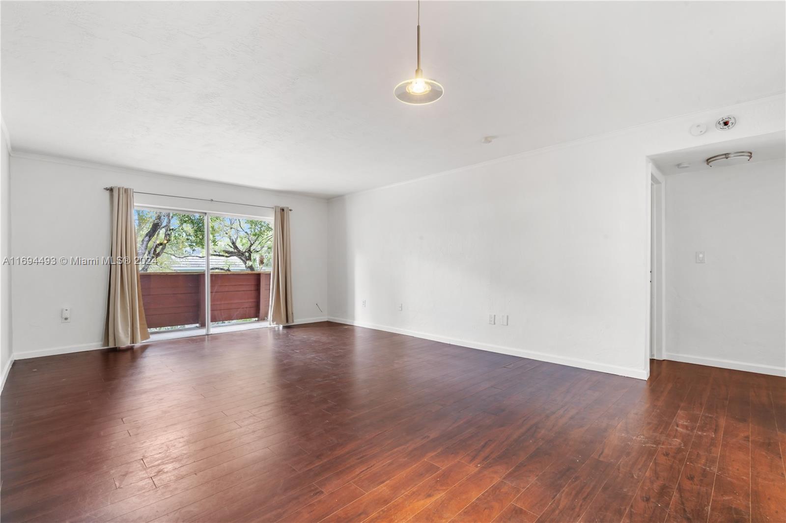 VILLA CAPRI CONDO - Residential