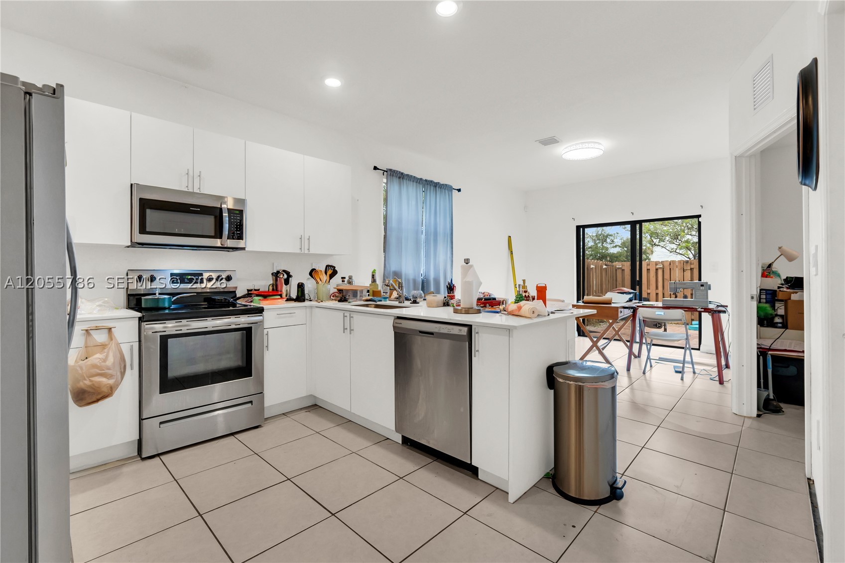 SILVER PALM RESIDENTIAL H - Residential