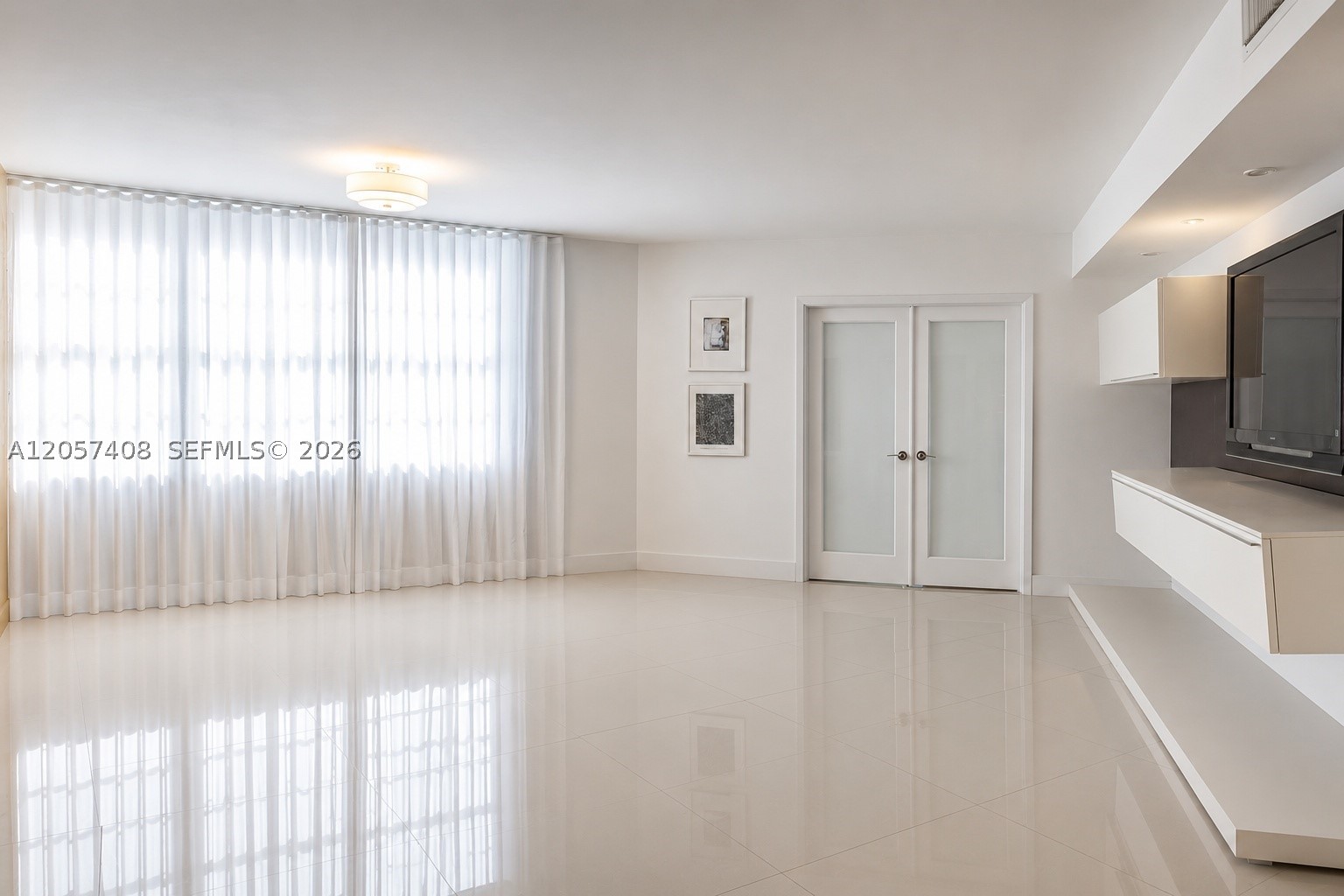 FOUR AMBASSADORS CONDO PH - Residential