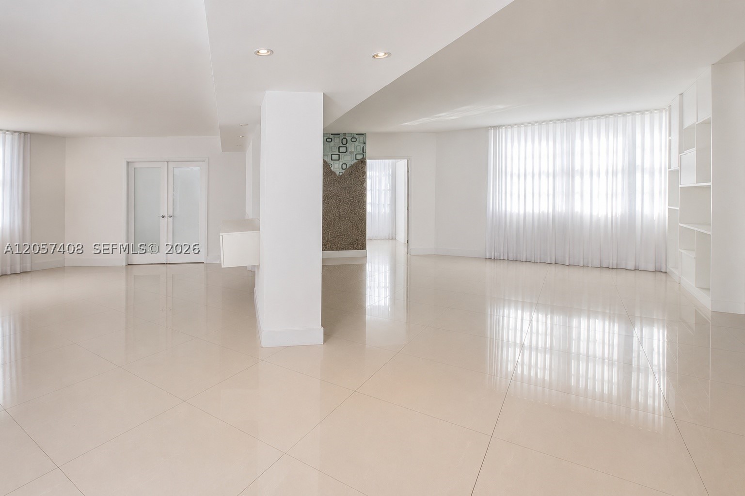 FOUR AMBASSADORS CONDO PH - Residential