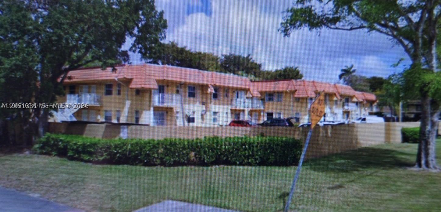 GREENTREE CONDO II - Residential