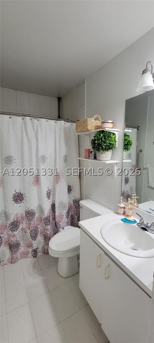 GREENTREE CONDO II - Residential