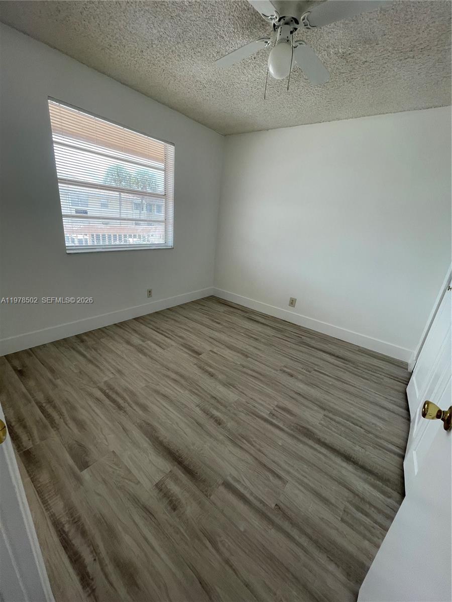 LAKEWOOD VILLAGE - Residential