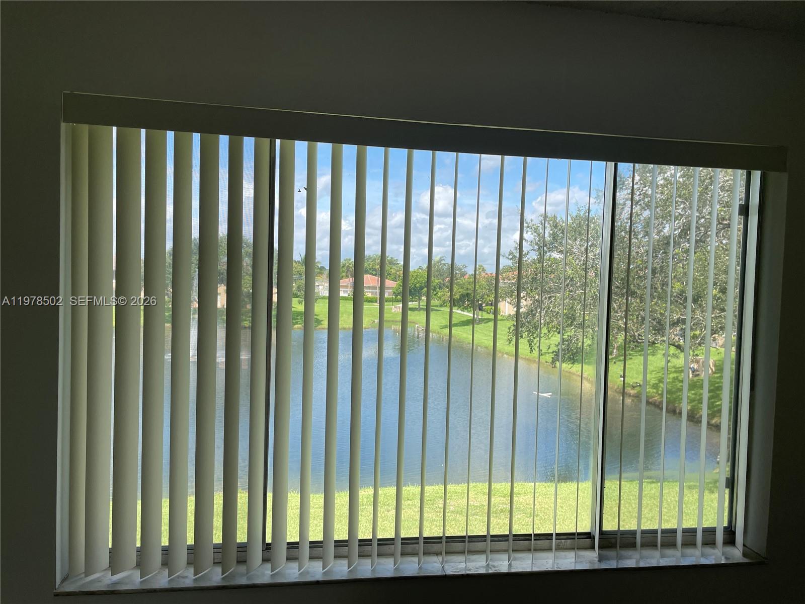 LAKEWOOD VILLAGE - Residential