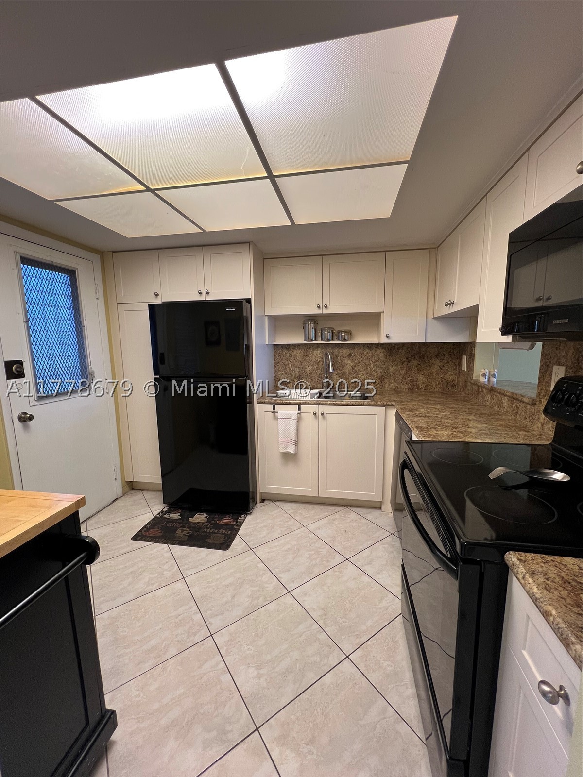 SIXTH MOORINGS CONDO - Residential