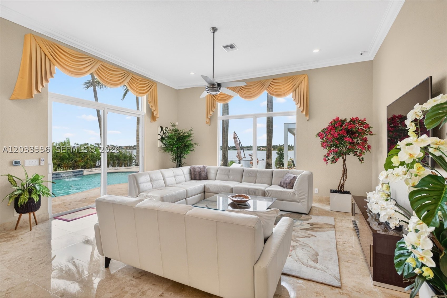SUNSET LAKES PLAT ONE - Residential