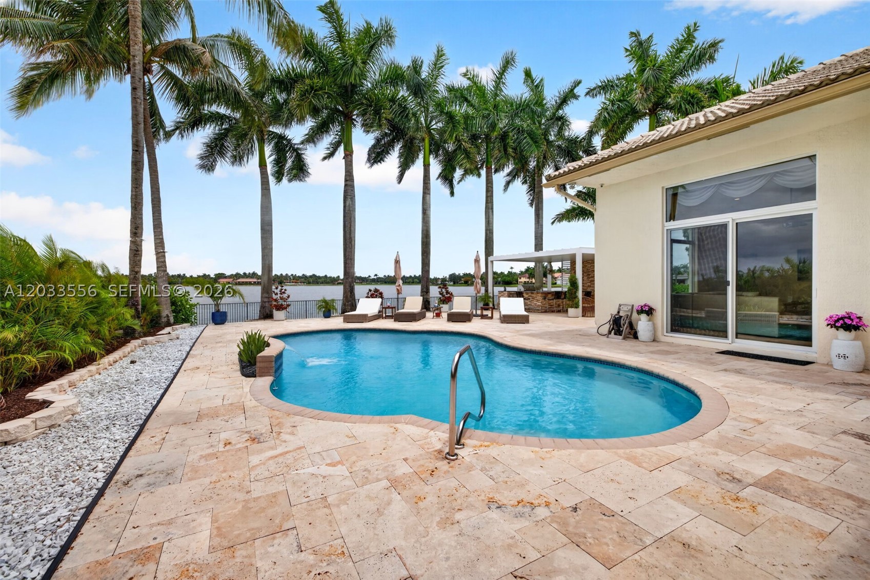 SUNSET LAKES PLAT ONE - Residential