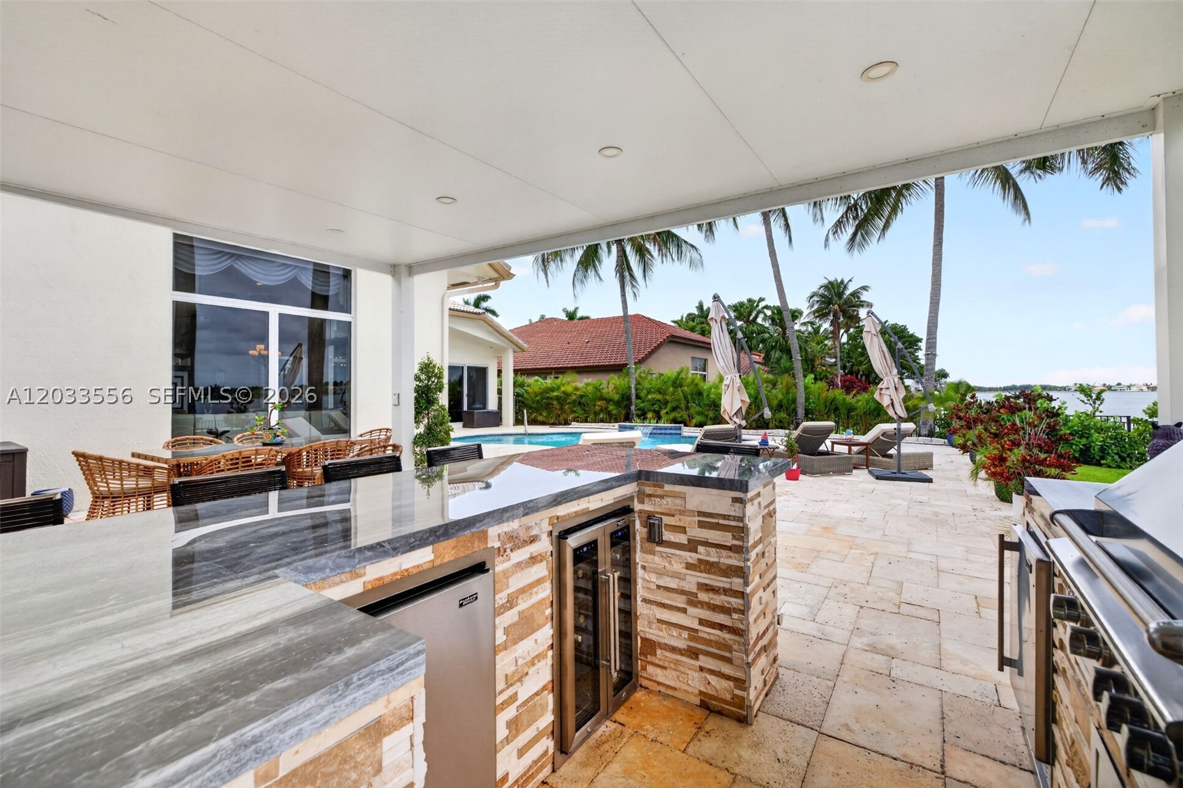 SUNSET LAKES PLAT ONE - Residential