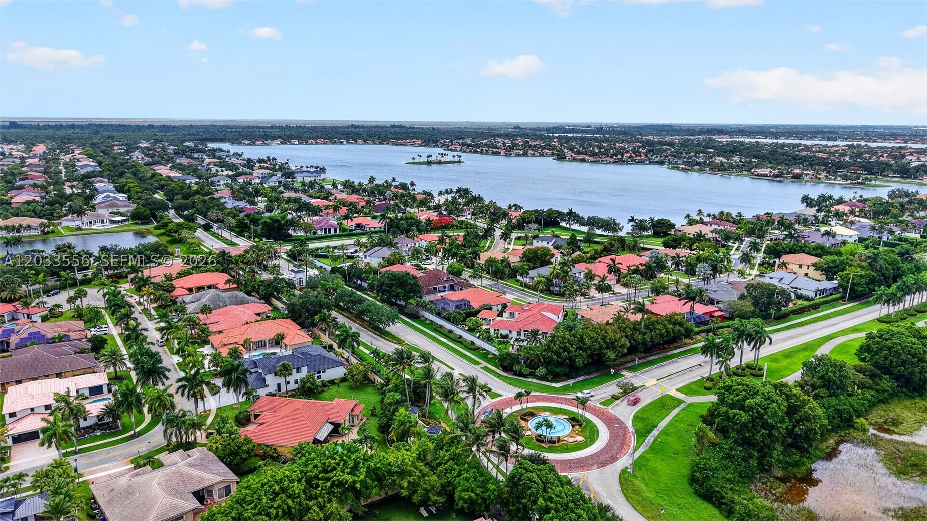 SUNSET LAKES PLAT ONE - Residential