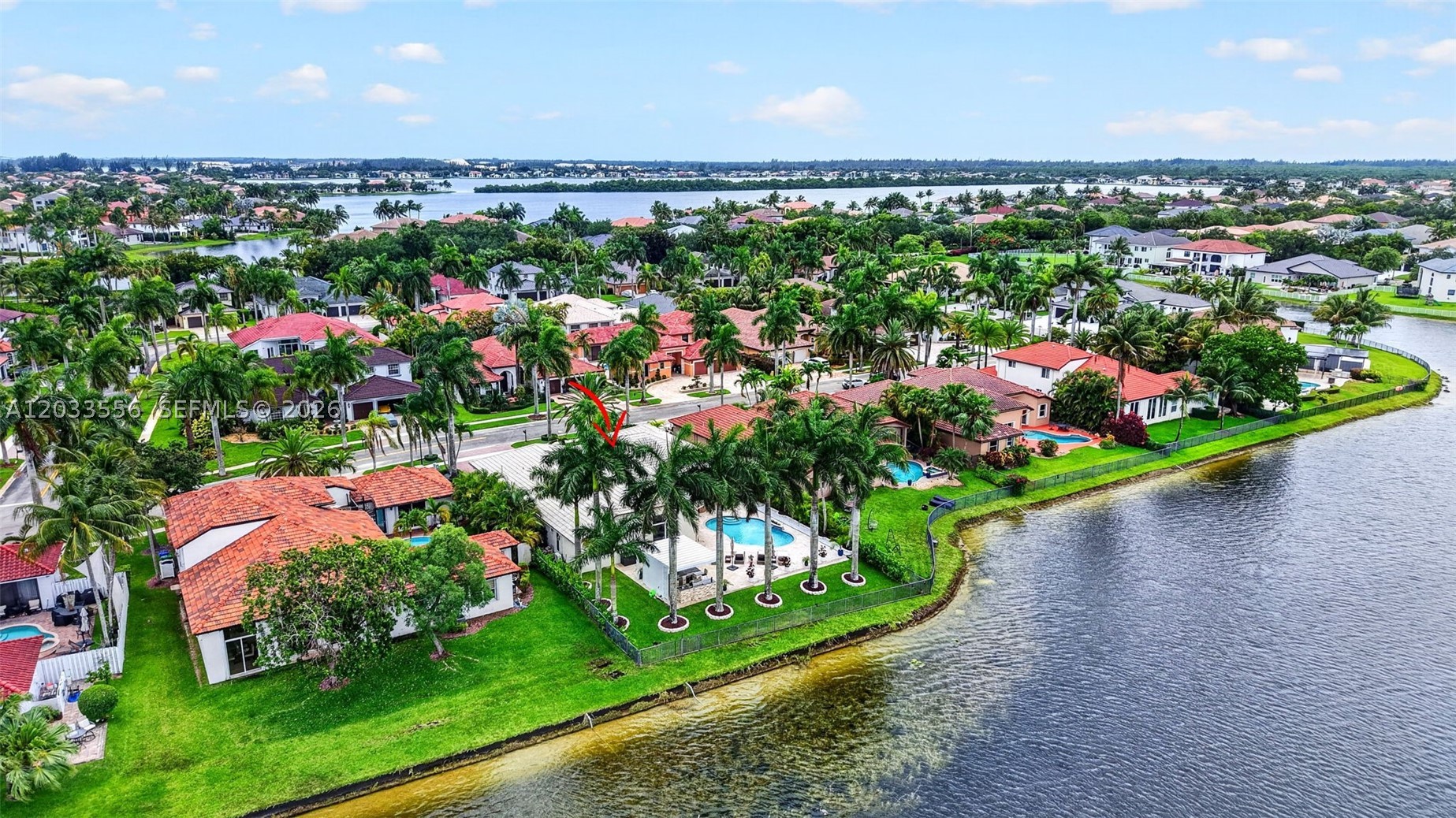 SUNSET LAKES PLAT ONE - Residential