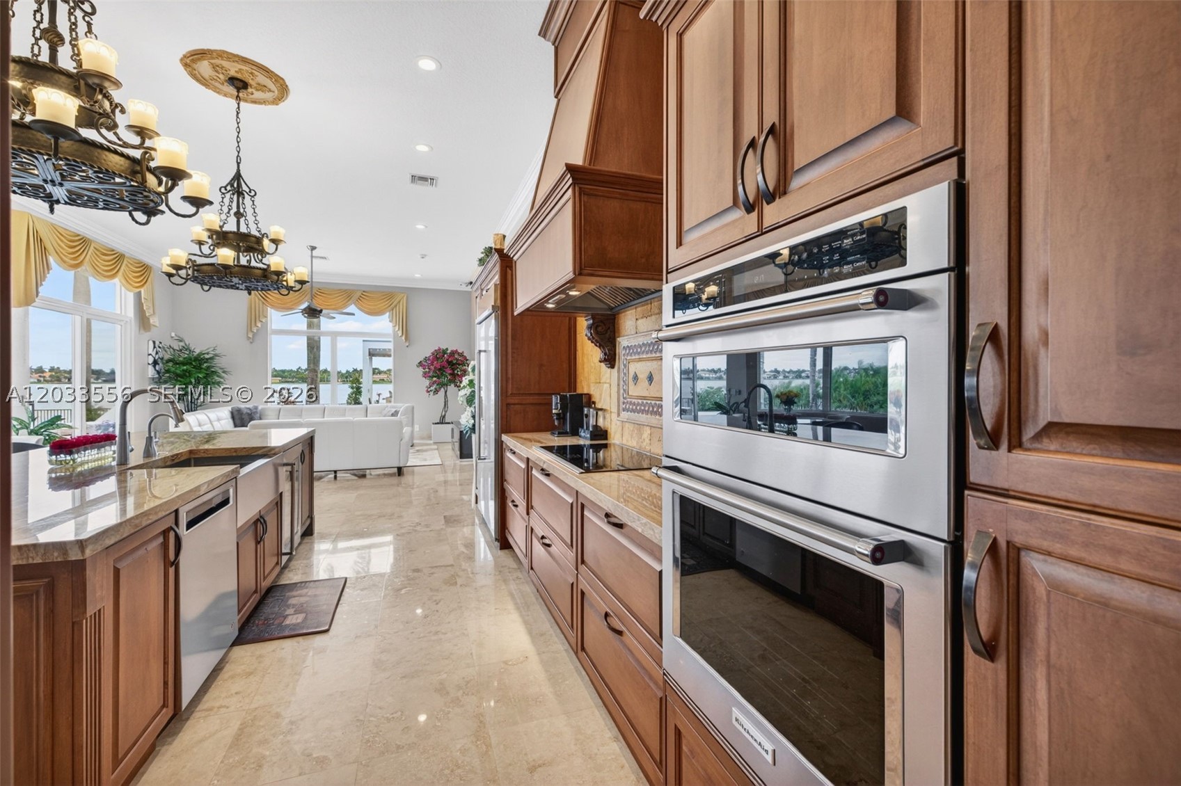 SUNSET LAKES PLAT ONE - Residential