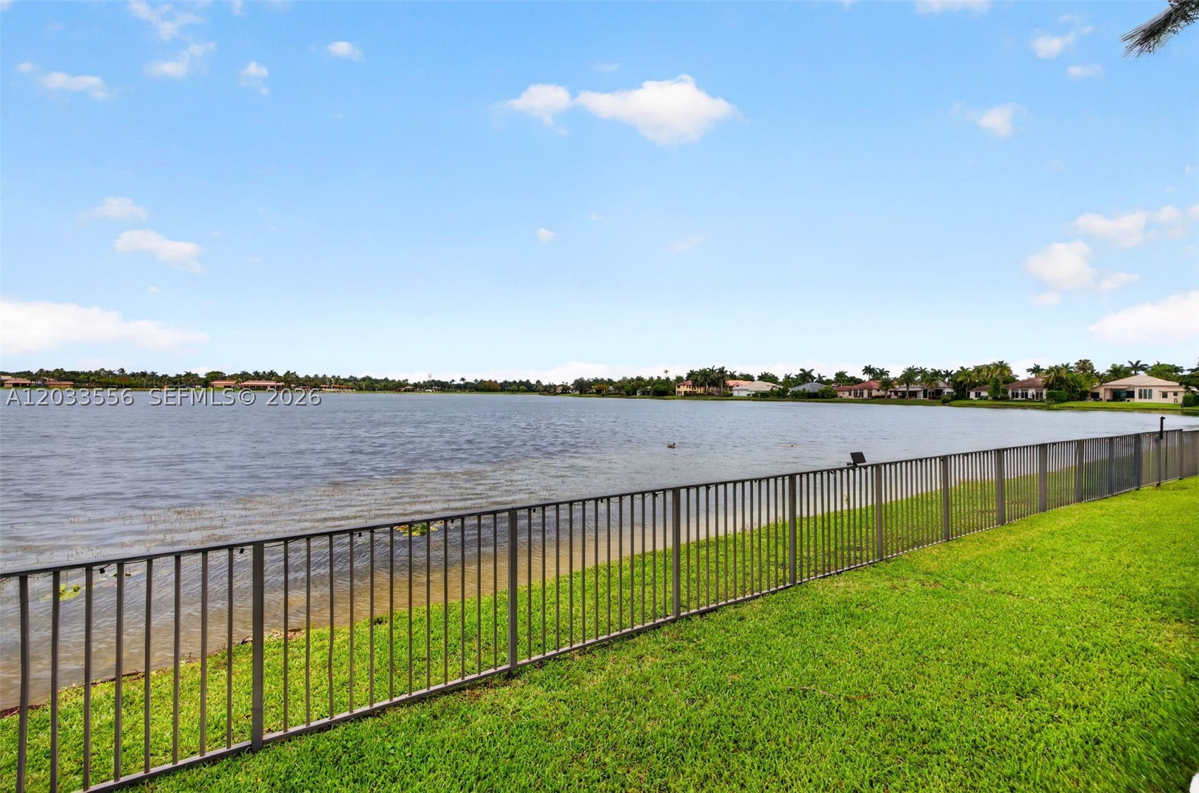 SUNSET LAKES PLAT ONE - Residential
