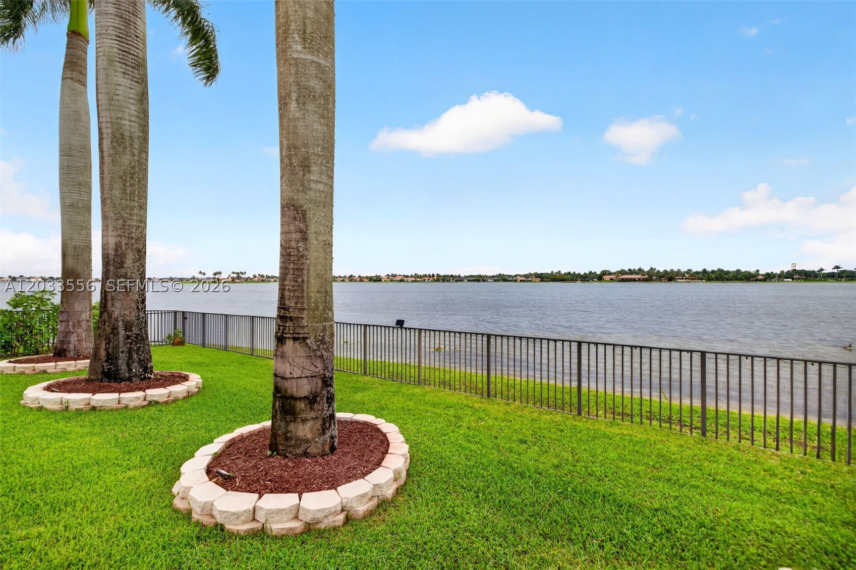 SUNSET LAKES PLAT ONE - Residential